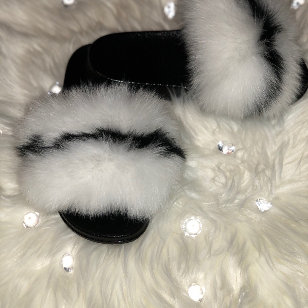 Fur slides! - Picture 2 of 9